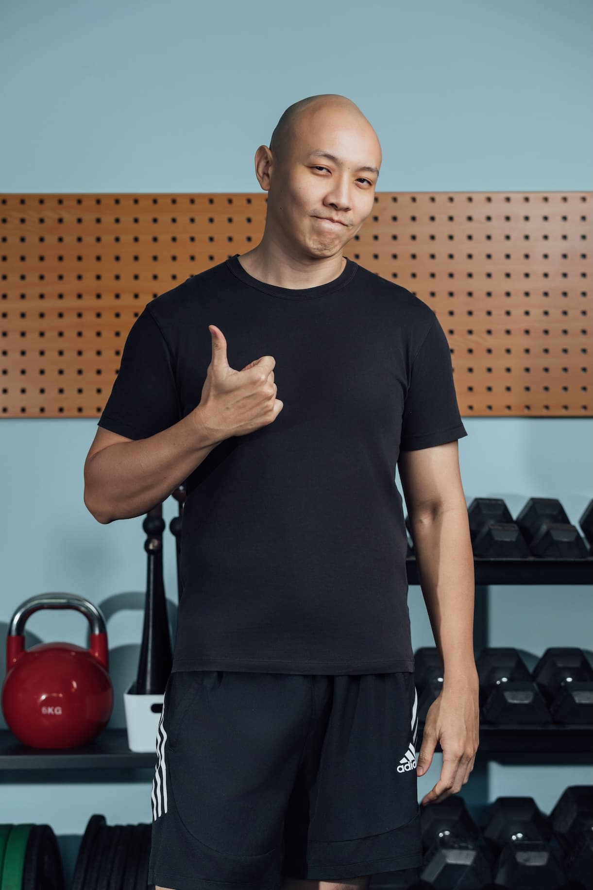 Kenneth Lee back photo
